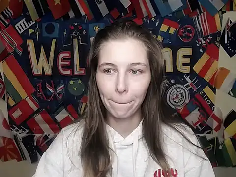 Snapshot of StrangerGi chatting on 02/18/26, 07:04 StrangerGi online show from 02/18/26, 07:04