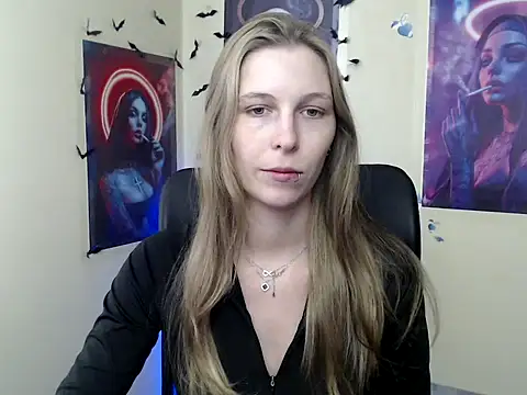 Snapshot of StrangerGi chatting on 04/24/26, 12:07 StrangerGi online show from 04/24/26, 12:07