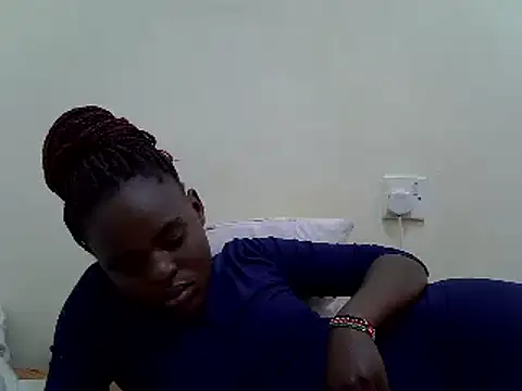 Snapshot of dirtyshowgirl chatting on 12/29/24, 09:39 dirtyshowgirl online show from 12/29/24, 09:39