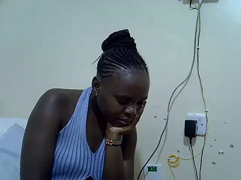 Snapshot of dirtyshowgirl chatting on 03/11/26, 08:48 dirtyshowgirl online show from 03/11/26, 08:48