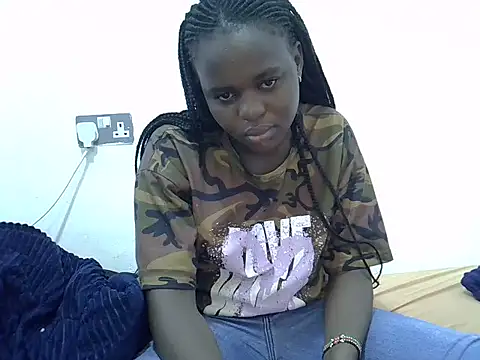 Snapshot of dirtyshowgirl chatting on 06/25/26, 01:59 dirtyshowgirl online show from 06/25/26, 01:59