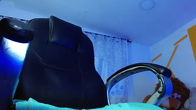 Matthew Boy  online show from 12/19/24, 10:24