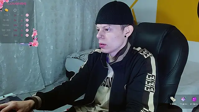 Matthew Boy  online show from 01/20/25, 05:04