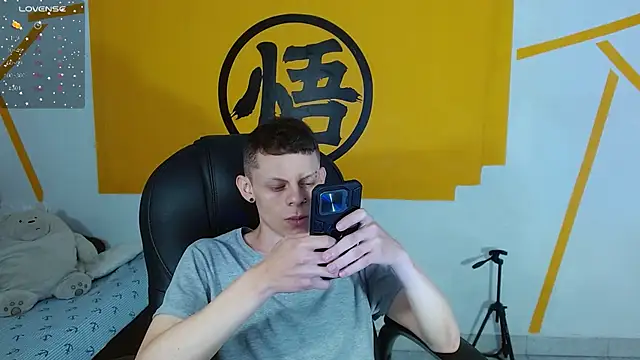 Matthew Boy  online show from 02/15/25, 01:49