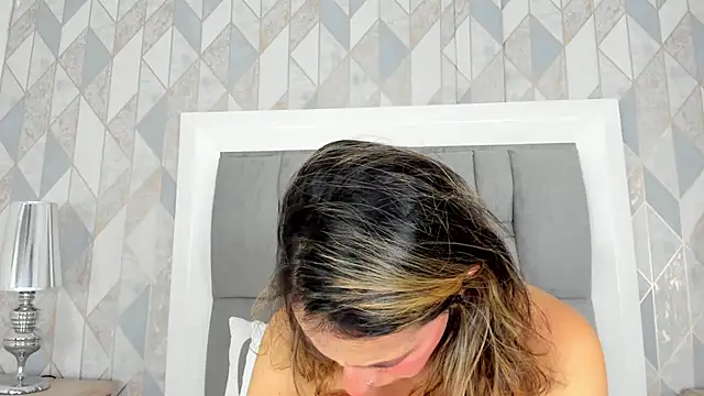 anais cooper online show from 11/12/25, 11:32