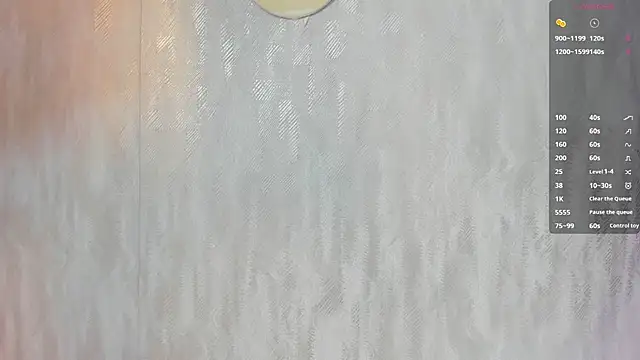 MelanieRioss online show from 11/07/25, 01:11