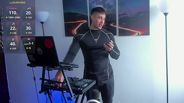 matt saill online show from 11/08/25, 12:16