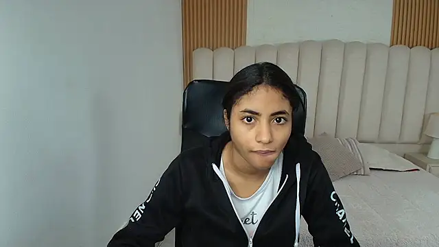 shaneelle online show from 03/13/26, 03:02