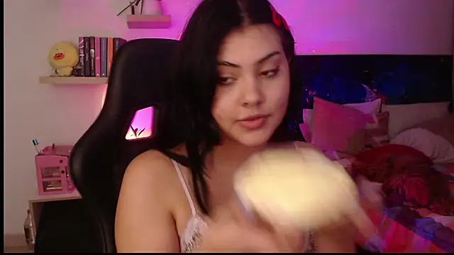 Snapshot of SusyAlvarez chatting on 11/20/25, 02:23 SusyAlvarez online show from 11/20/25, 02:23