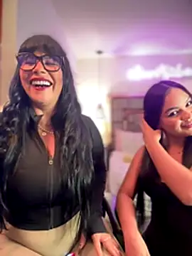 Snapshot of Saorii_kiido chatting on 11/16/25, 01:11 Saorii kiido online show from 11/16/25, 01:11