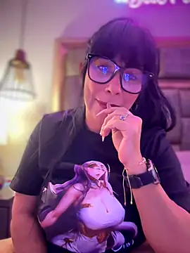 Snapshot of Saorii_kiido chatting on 12/20/25, 04:19 Saorii kiido online show from 12/20/25, 04:19