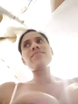 ambarsmith02 online show from 12/15/24, 06:37