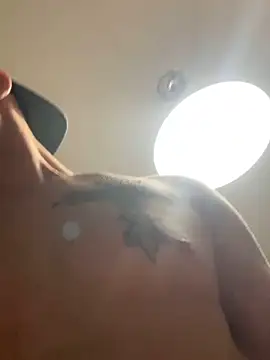 Camcam21 online show from 02/03/25, 02:47