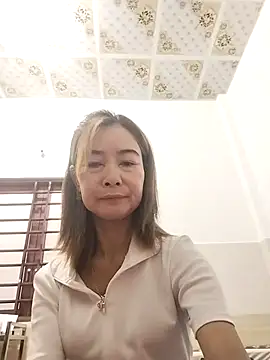 Snapshot of Sexy-ladyboobs20 chatting on 11/16/25, 01:11 Sexy-ladyboobs20 online show from 11/16/25, 01:11