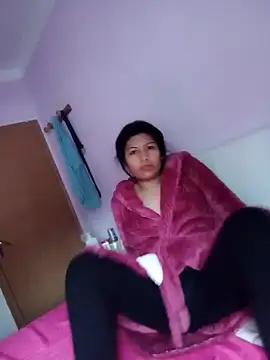 katymojadit online show from 01/08/25, 03:17