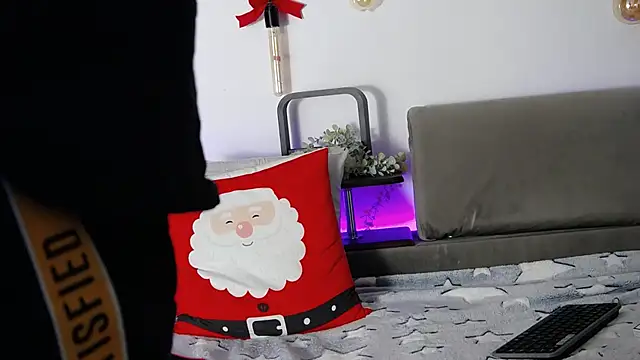 Snapshot of CarterCole chatting on 12/29/24, 04:19 CarterCole online show from 12/29/24, 04:19