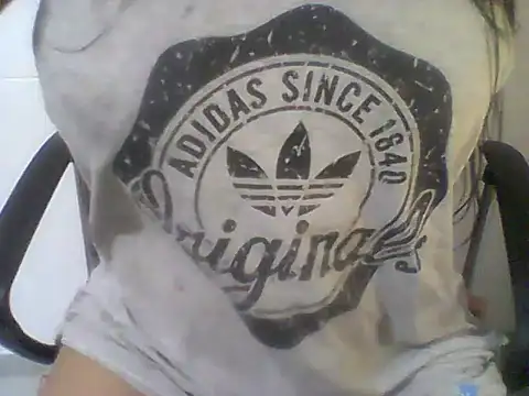 Snapshot of izanmiller2001 chatting on 01/09/25, 07:40 izanmiller2001 online show from 01/09/25, 07:40