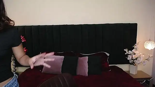 soft attraction online show from 02/07/26, 08:12