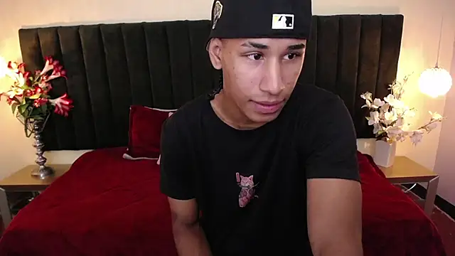 soft attraction online show from 02/14/26, 06:59