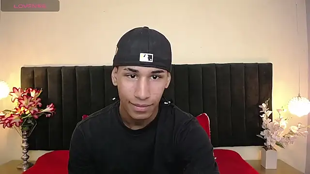 soft attraction online show from 03/21/26, 08:23