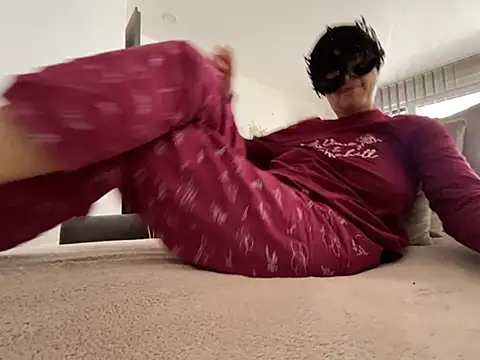 Snapshot of Marilou1983 chatting on 03/09/26, 09:13 Marilou1983 online show from 03/09/26, 09:13