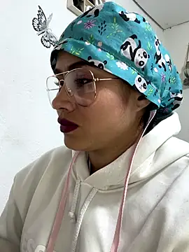 Snapshot of Sweet__Nurse1 chatting on 11/20/25, 07:24 Sweet Nurse1 online show from 11/20/25, 07:24