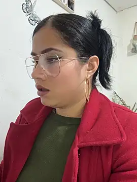 Snapshot of Sweet__Nurse1 chatting on 11/21/25, 05:44 Sweet Nurse1 online show from 11/21/25, 05:44