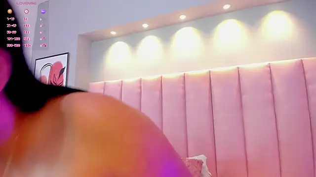 KeilyRoss online show from 09/26/25, 09:19