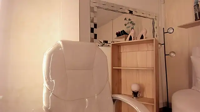 Snapshot of Vic_beckeer chatting on 01/03/25, 10:20 Vic beckeer online show from 01/03/25, 10:20