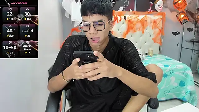 Noha scott online show from 10/22/25, 11:37