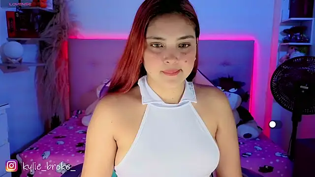 Kylie brokee online show from 02/27/26, 09:04