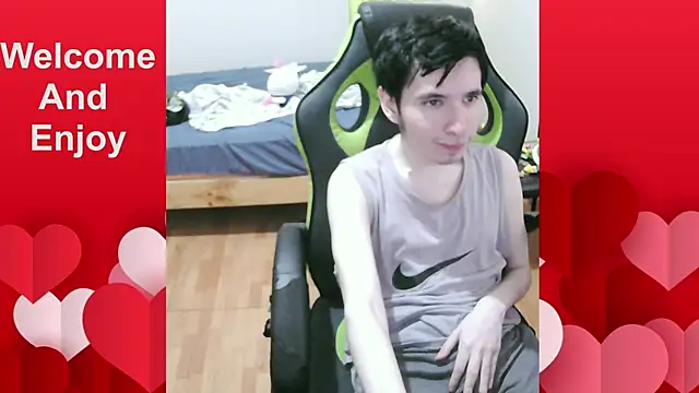 Snapshot of Twink_martinboy chatting on 04/21/26, 09:06 Twink martinboy online show from 04/21/26, 09:06