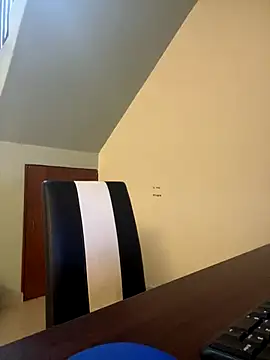 Snapshot of Joseph_99002 chatting on 12/04/24, 05:27 Joseph 99002 online show from 12/04/24, 05:27