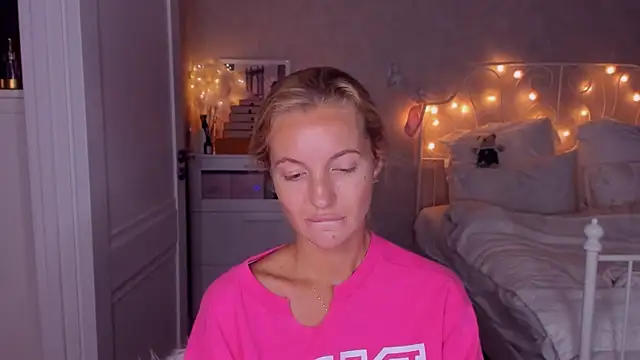 aestetick online show from 10/06/25, 06:27