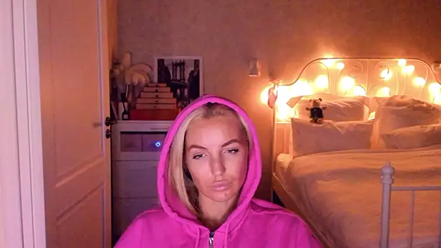 aestetick online show from 01/18/26, 09:51