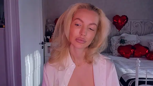 aestetick online show from 02/15/26, 09:30