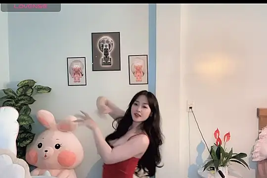  Aimy  online show from 10/17/25, 05:54