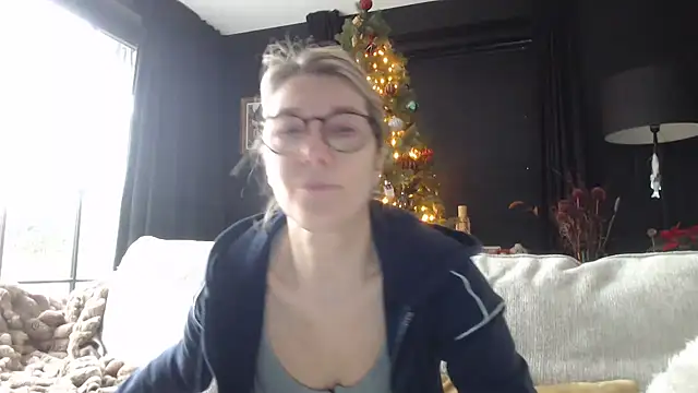 godinflower online show from 12/04/25, 10:13