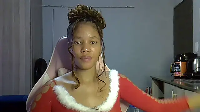 Snapshot of Sexylisa670 chatting on 03/12/26, 08:15 Sexylisa670 online show from 03/12/26, 08:15