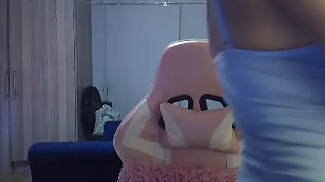 Snapshot of Sexylisa670 chatting on 03/13/26, 08:15 Sexylisa670 online show from 03/13/26, 08:15