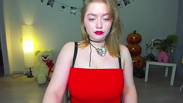Snapshot of AidaPerry chatting on 10/31/25, 05:14 AidaPerry online show from 10/31/25, 05:14