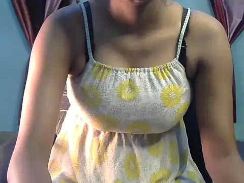 shrishtiGill online show from 12/21/24, 10:40