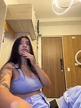 Snapshot of alessandroo013 chatting on 03/19/26, 09:57 alessandroo013 online show from 03/19/26, 09:57