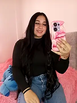 Juanamd1 online show from 10/23/25, 12:26