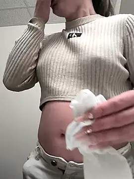 ImCarolinaCutiexxx online show from 10/10/25, 04:11