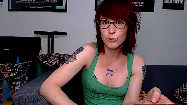 Snapshot of RyffBurnz chatting on 04/23/26, 01:18 RyffBurnz online show from 04/23/26, 01:18