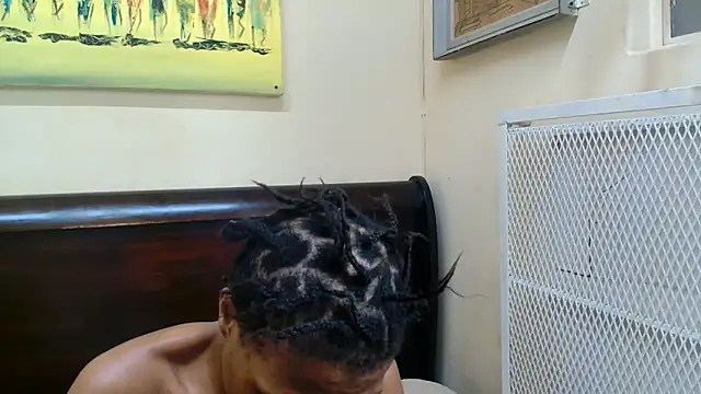 Snapshot of SpicyQueenxxxx chatting on 10/03/25, 06:49 SpicyQueenxxxx online show from 10/03/25, 06:49