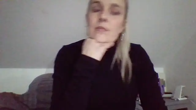 Snapshot of scrummymummy2 chatting on 02/07/26, 11:08 scrummymummy2 online show from 02/07/26, 11:08