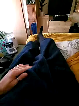 Snapshot of JulianJ50 chatting on 09/22/25, 09:00 JulianJ50 online show from 09/22/25, 09:00