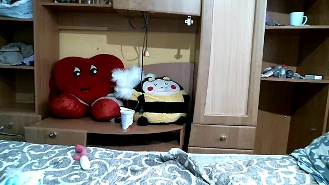 Snapshot of DennisXCaroll chatting on 12/21/24, 11:55 DennisXCaroll online show from 12/21/24, 11:55